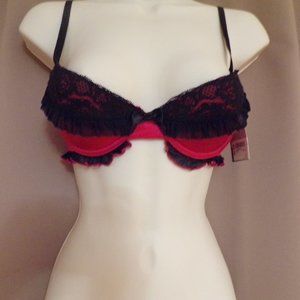 NWT Super sexy Red and Black Biatta Bra Size 36 B